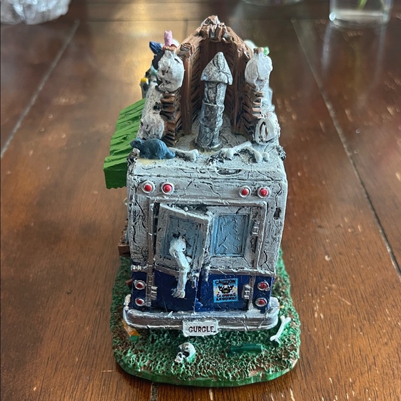 Lemax Spooky Town Roach Coach - Picture 2 of 4